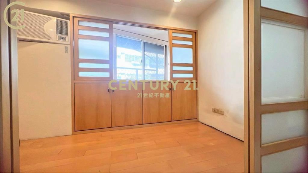 蘆洲長安街4房車溫馨華廈