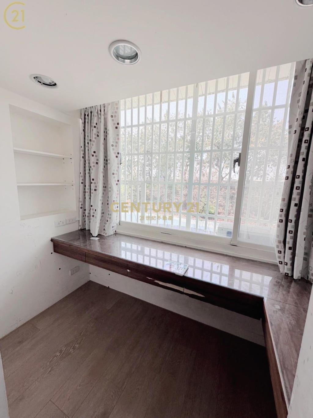 河岸景觀三樓美寓