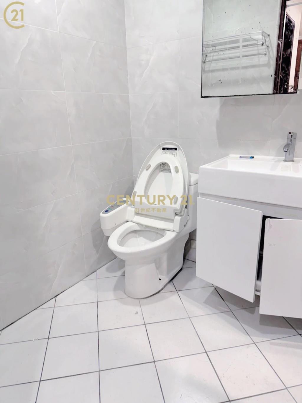 河岸景觀三樓美寓