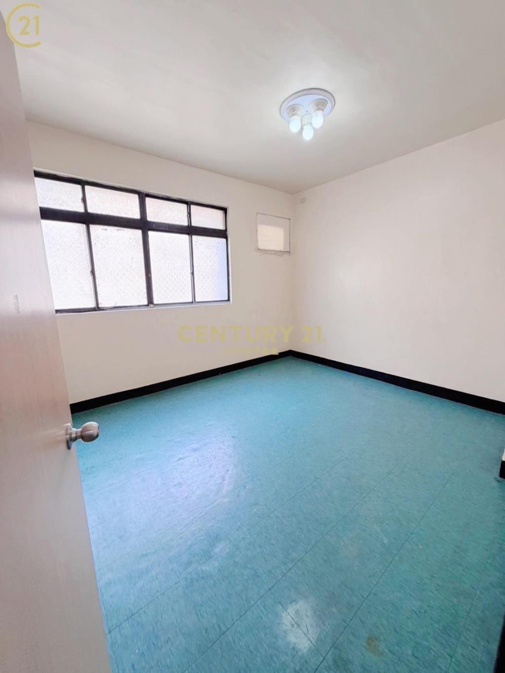 迴龍捷運三樓美寓