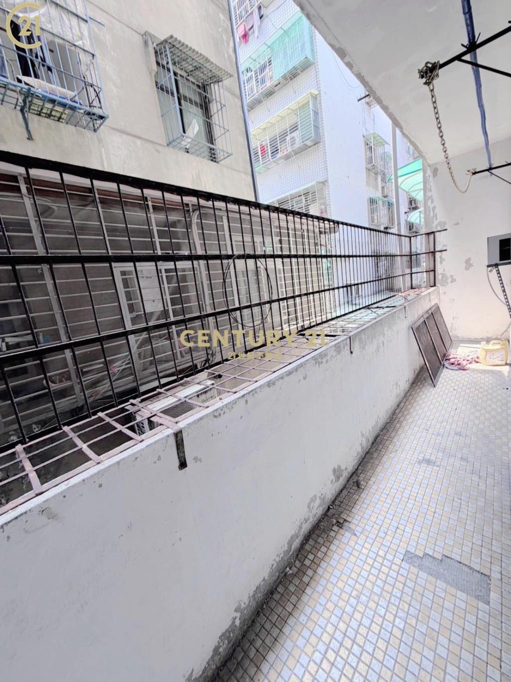 迴龍捷運三樓美寓