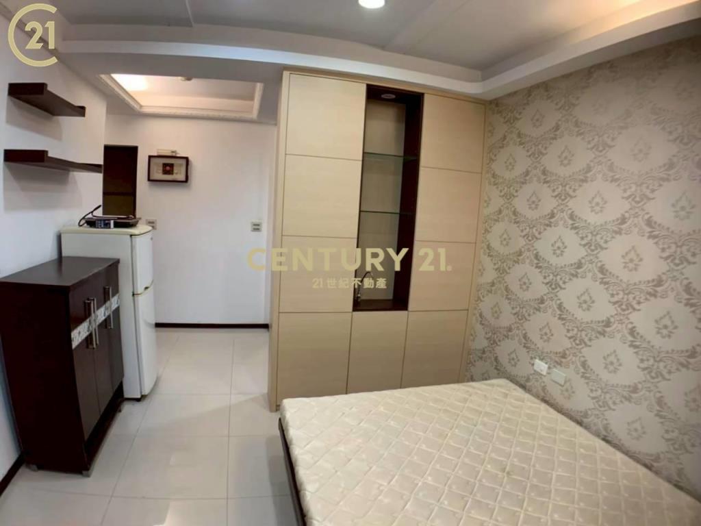 三重仁美街二樓收租三套房