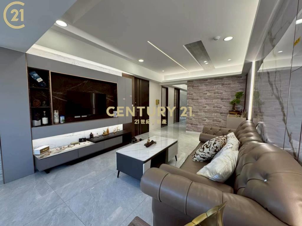 蘆洲長安全新裝潢電梯2+1房