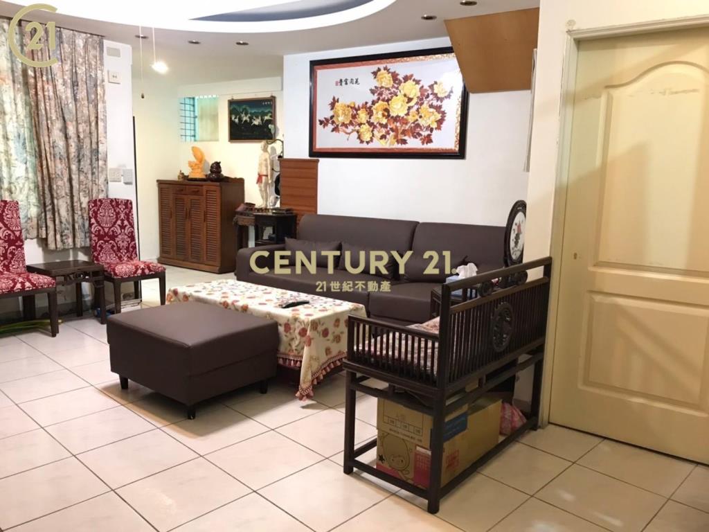 唭哩岸捷運站透天