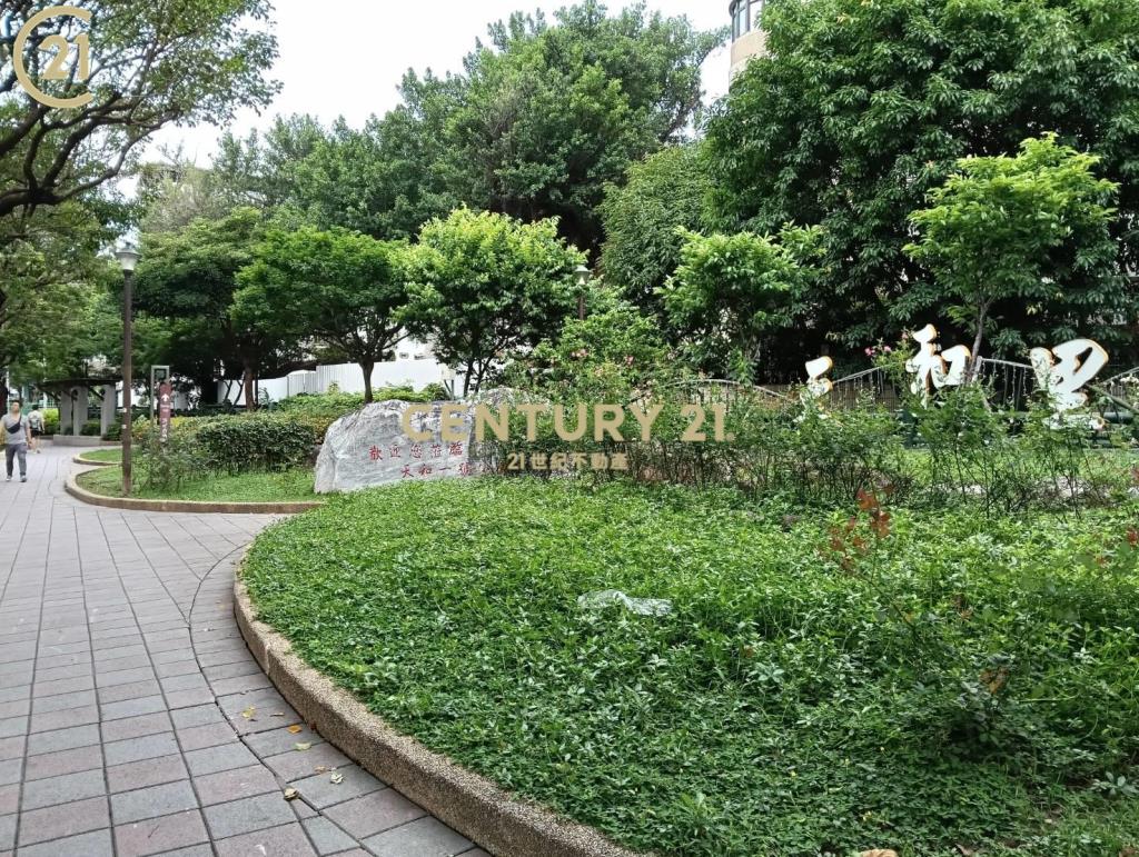 新光三越收租店面