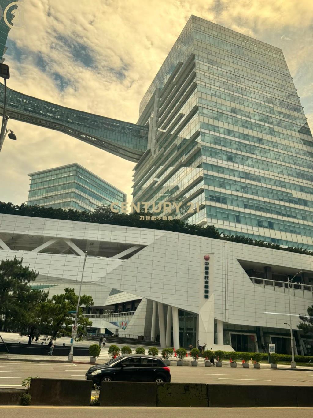 南港軟體園區黃金三角店面