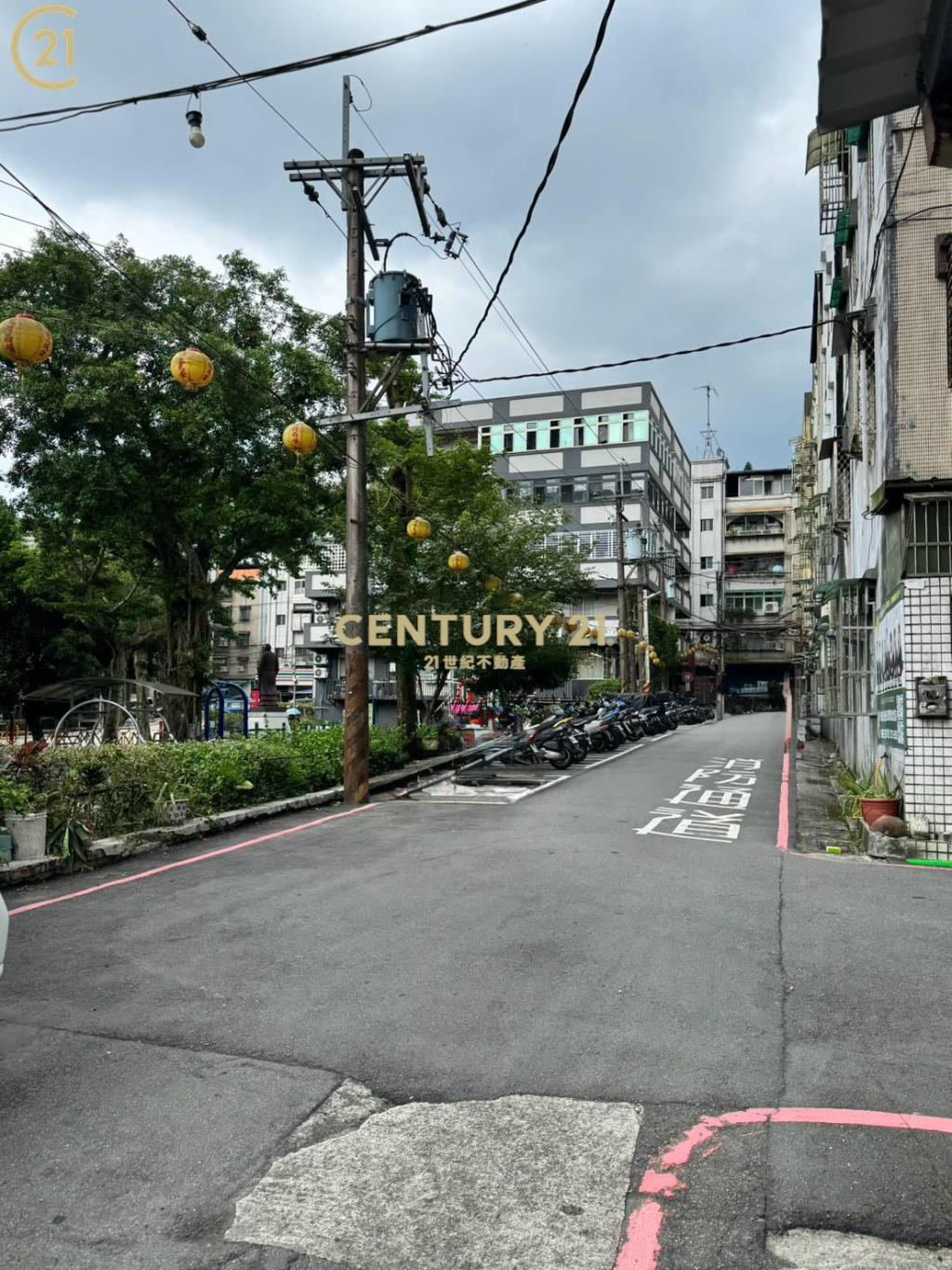 新店區錦繡公寓低總價黃金三樓