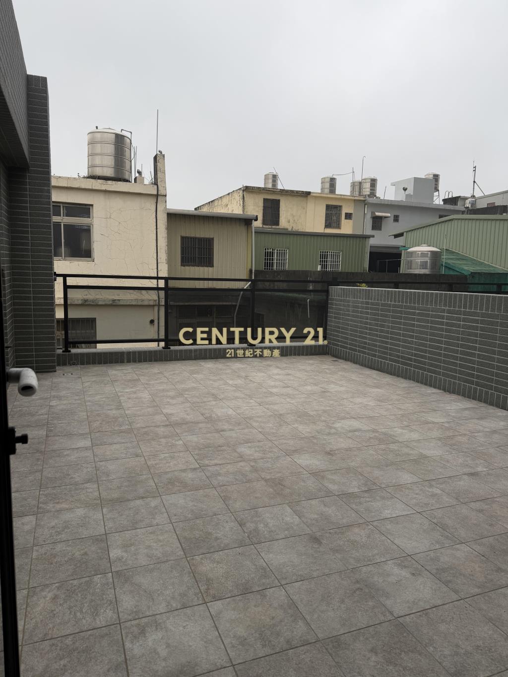 坤慶重劃透天金店(D26001E)