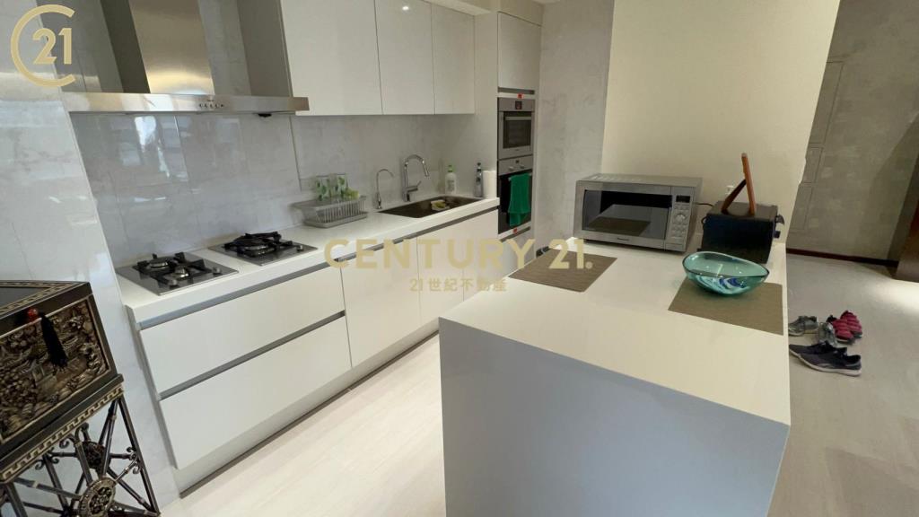 湖閱大器豪邸高樓好視野成功路二段金湖路