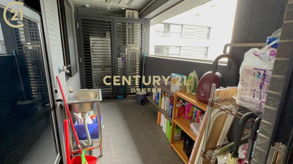 湖閱大器豪邸高樓好視野成功路二段金湖路