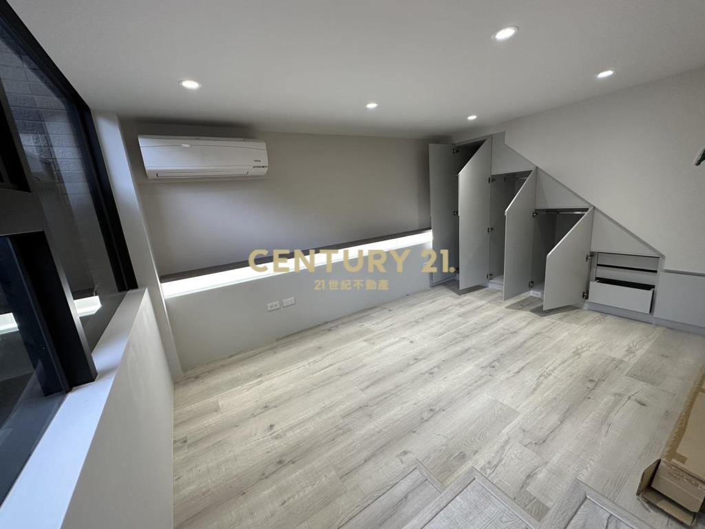 山丘小墅時尚精品宅