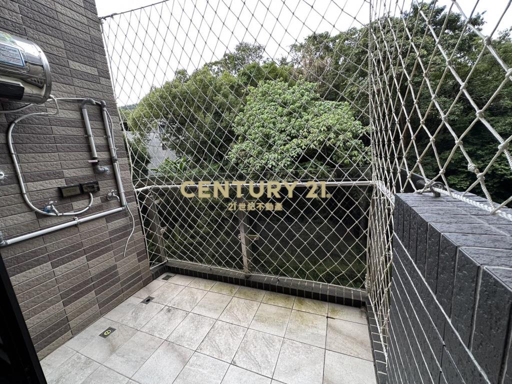 山丘小墅時尚精品宅