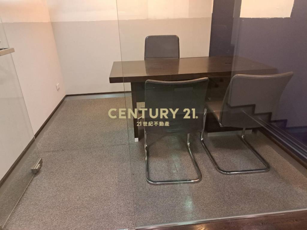 正敦化南路稀有豪華黃金收租店面