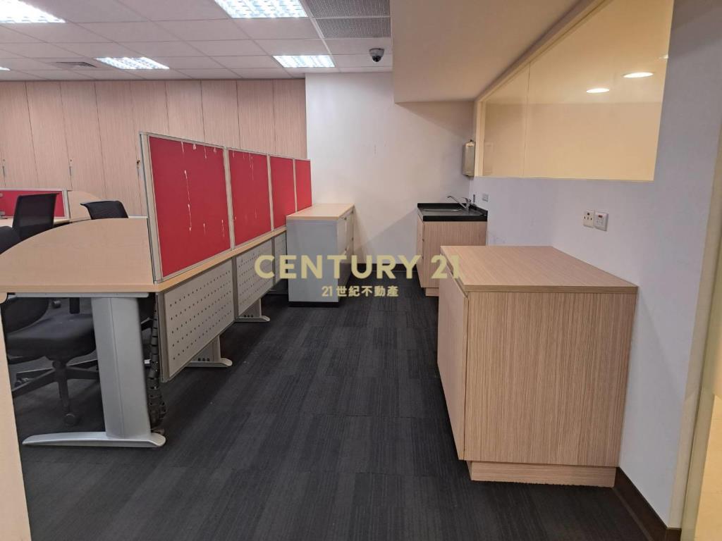 正敦化南路稀有豪華黃金收租店面