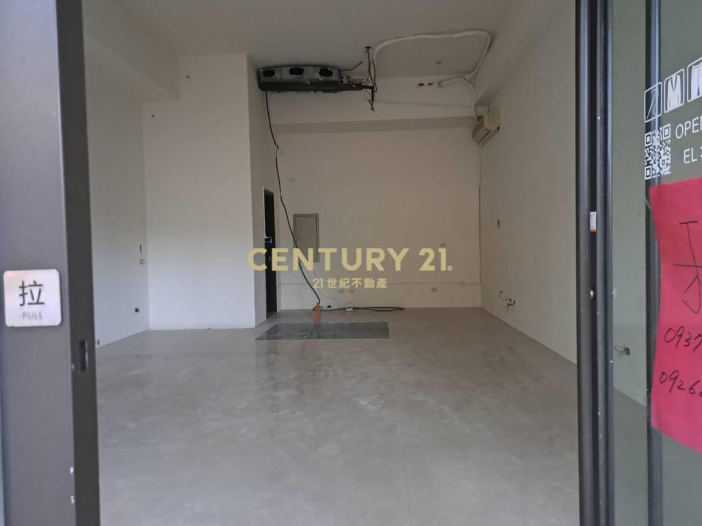 大巨蛋正對面精華商圈店面