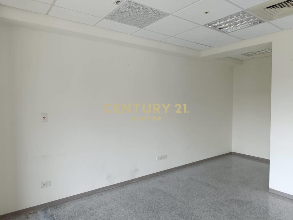 潤泰京采內湖商圈捷運共構