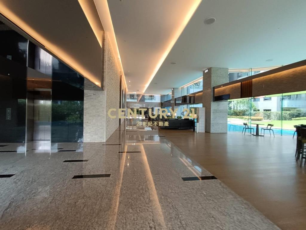 潤泰京采內湖商圈捷運共構