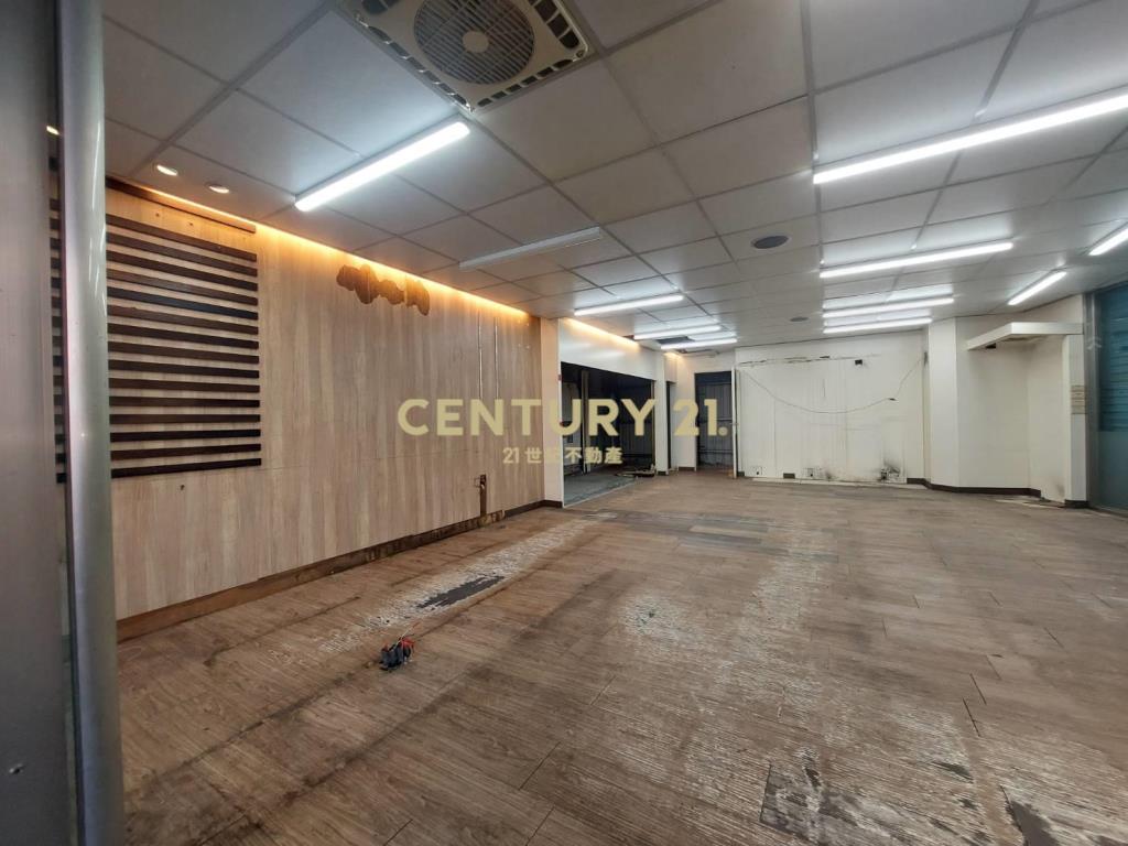 港墘三角窗黃金店面