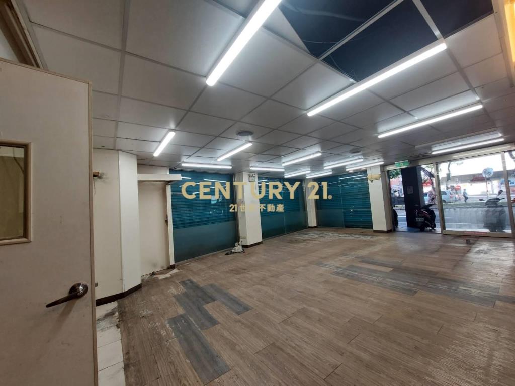 港墘三角窗黃金店面