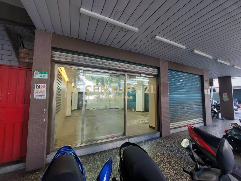 港墘三角窗黃金店面