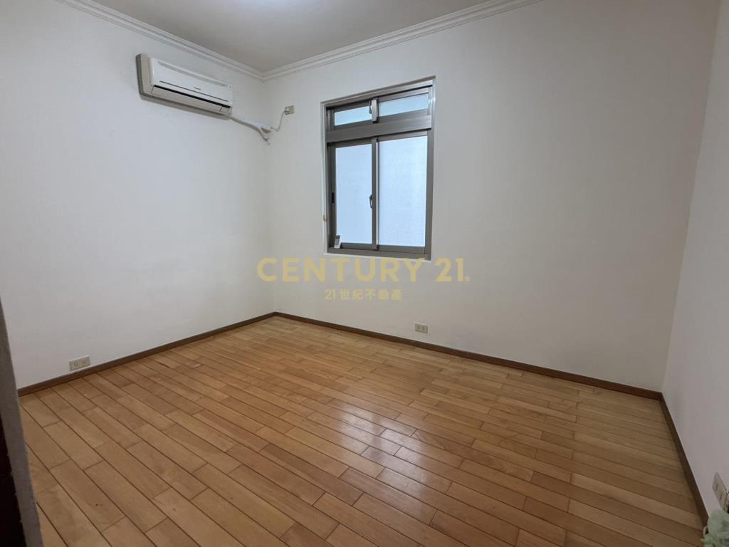 內科麗山學區便利採光雅寓