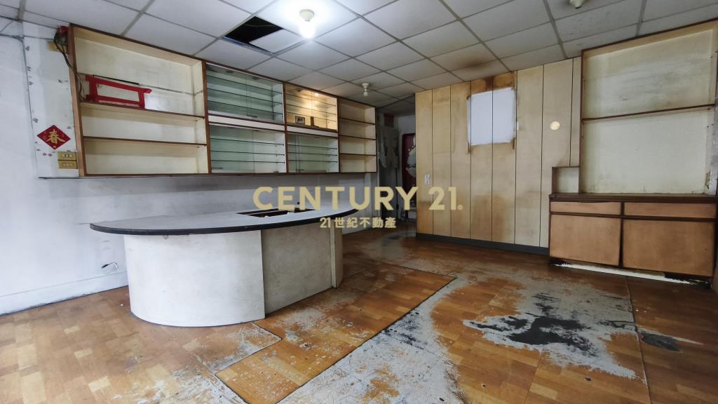 民生社區黃金一樓店面