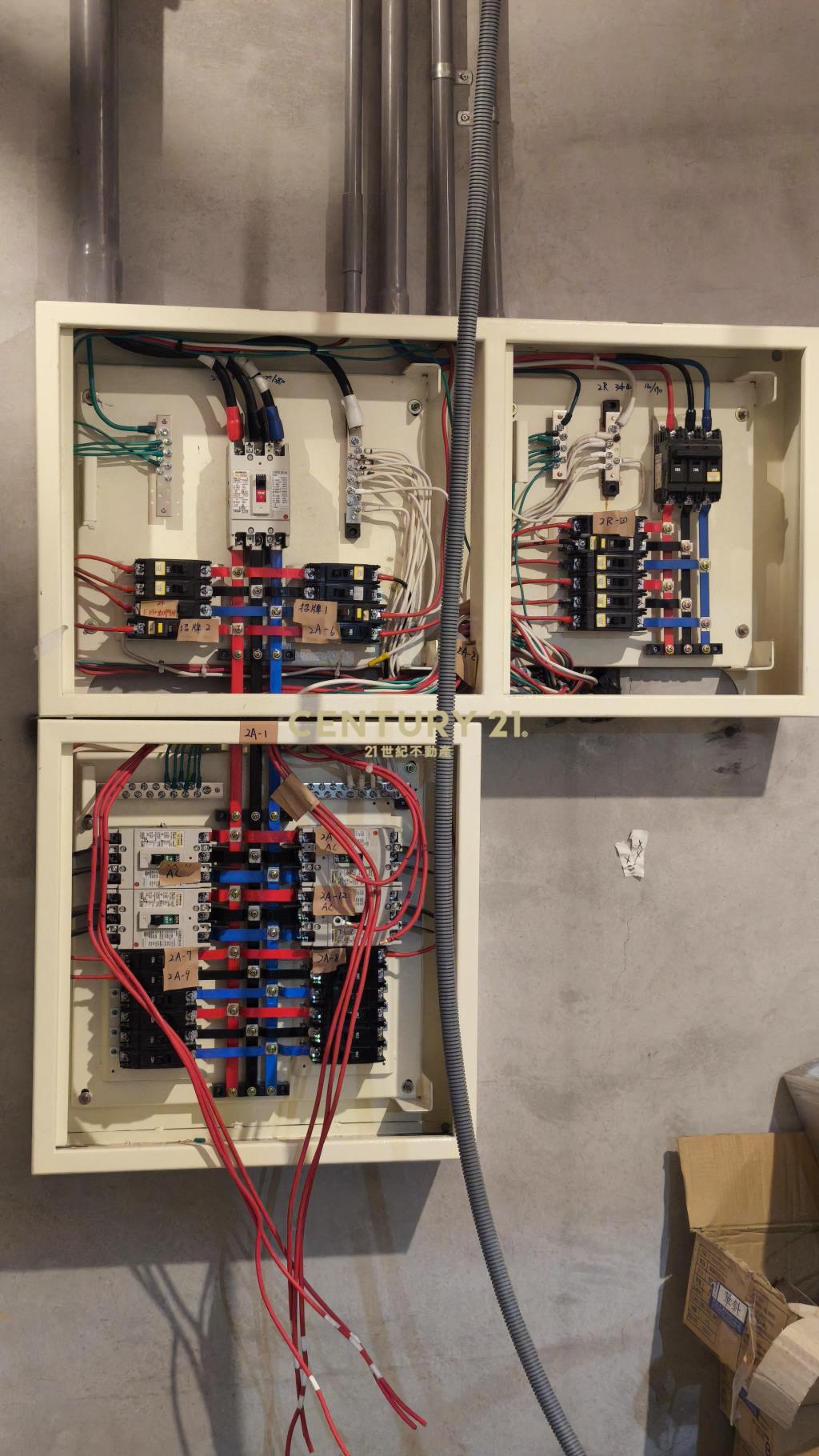 中山堂對面全新143坪醫美等多功能店面