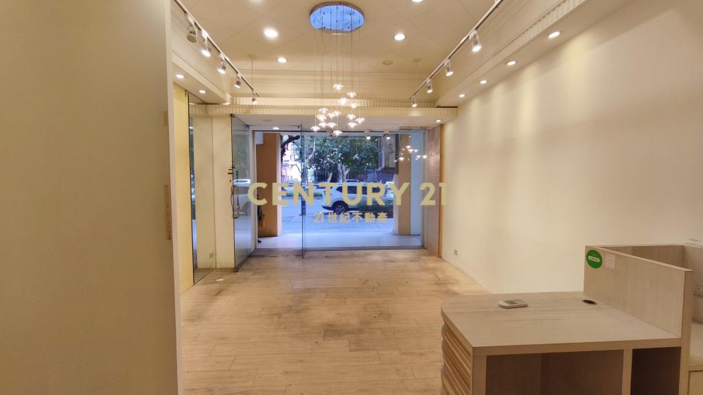 敦南林蔭大道一樓臨路精緻店面