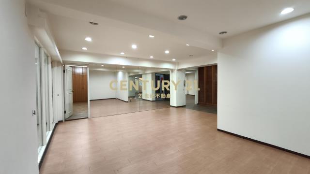 信義安和大空間住辦