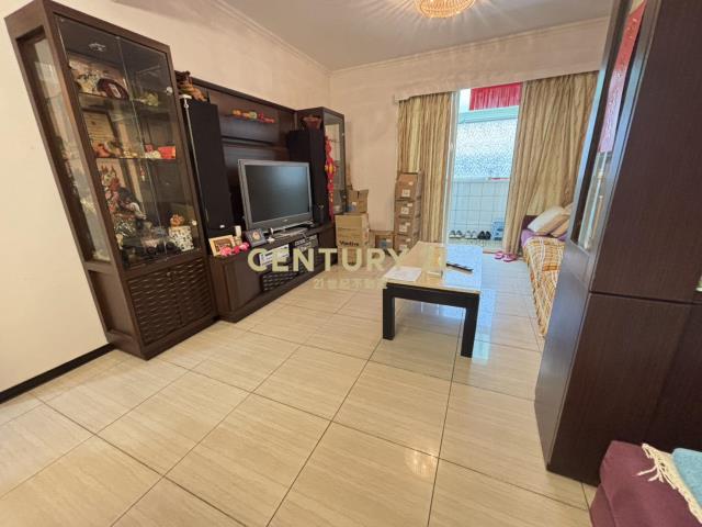 麗山學區翡翠城黃金美裝潢三樓