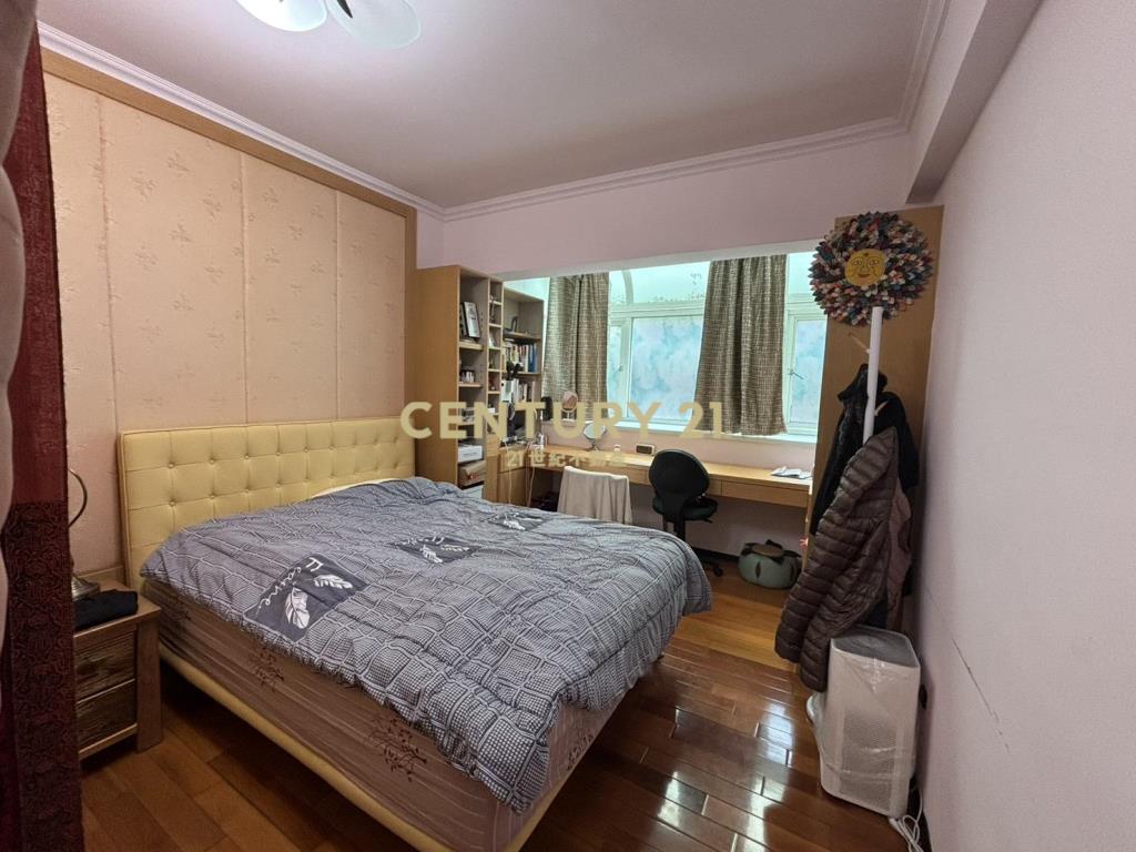 麗山學區翡翠城黃金美裝潢三樓