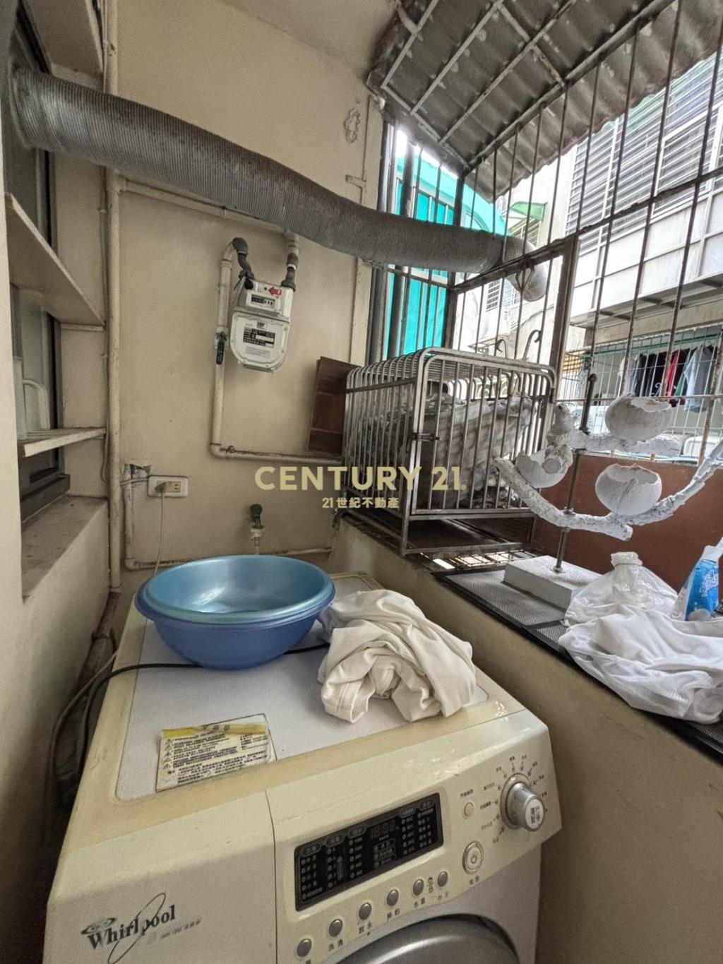 麗山學區翡翠城黃金美裝潢三樓