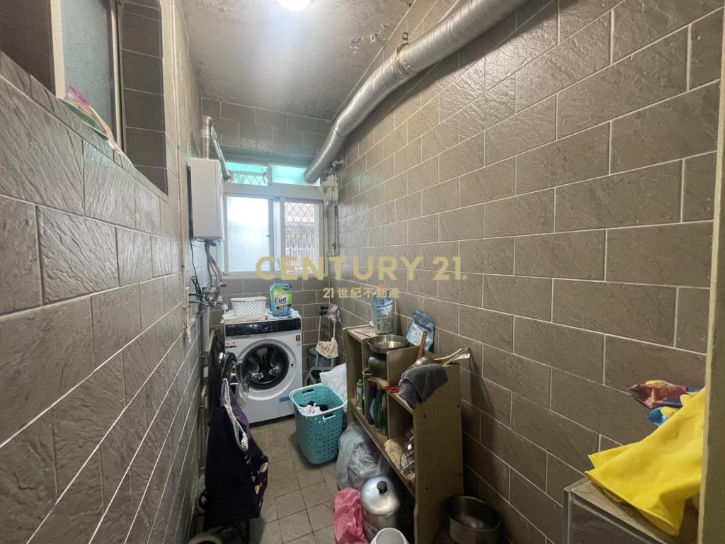 內湖站大空間頂加