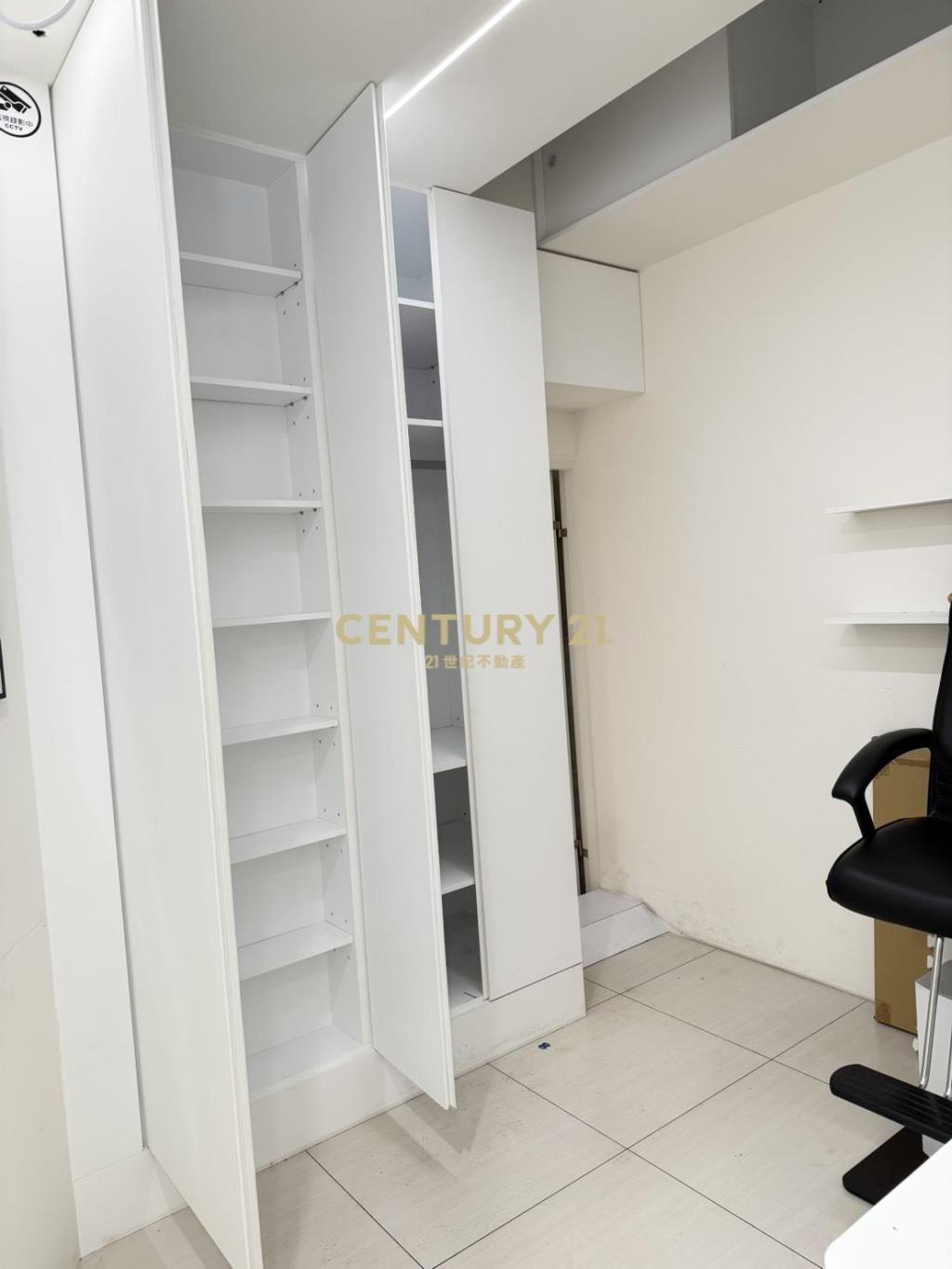 大直內科商圈三角窗精品店面