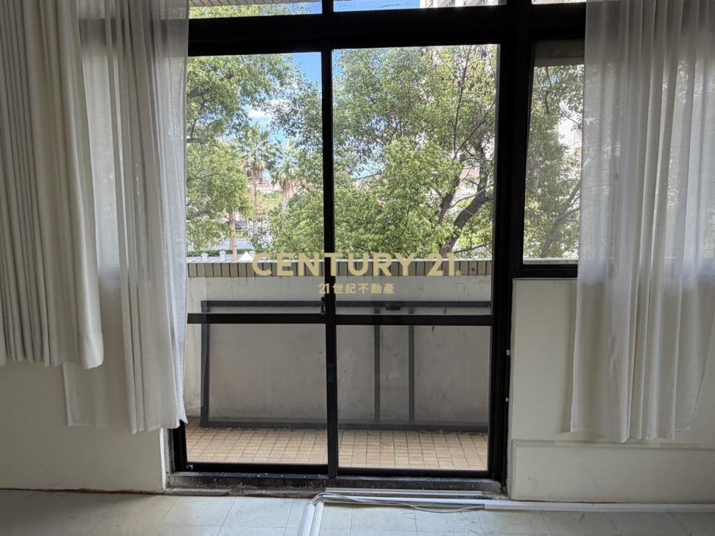 與聯發科為臨*低公設核心廠辦*都更啟動