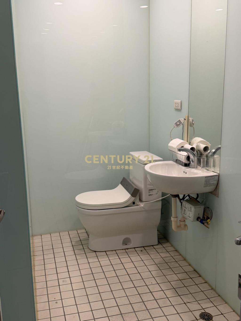 與聯發科為臨*低公設核心廠辦*都更啟動