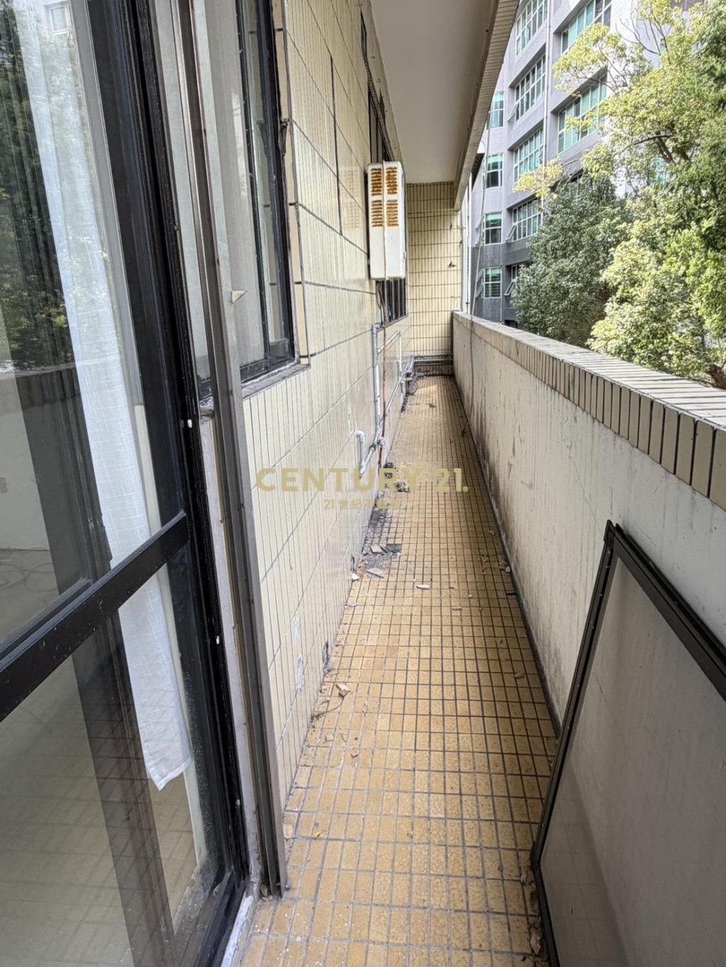 與聯發科為臨*低公設核心廠辦*都更啟動