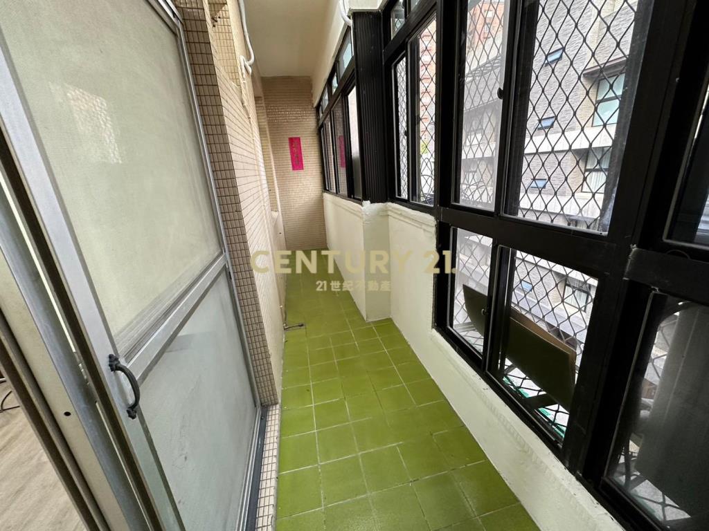 內科運動中心大港墘公園旁3房大雅寓