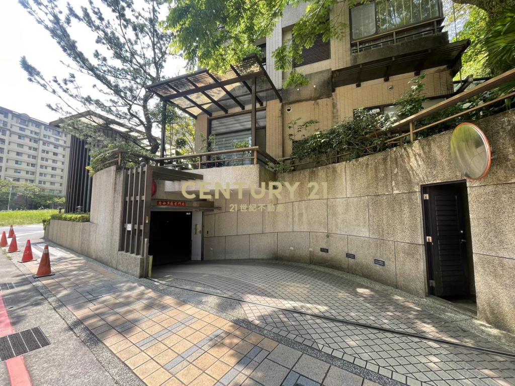 一院香電梯別墅雙車位