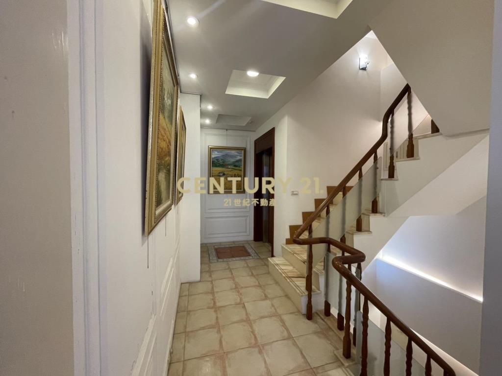 一院香電梯別墅雙車位