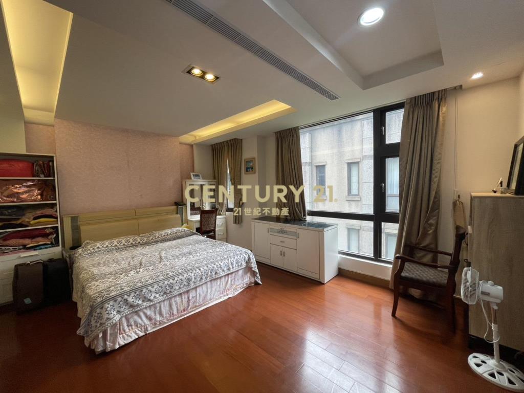 一院香電梯別墅雙車位