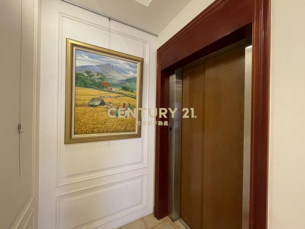 一院香電梯別墅雙車位