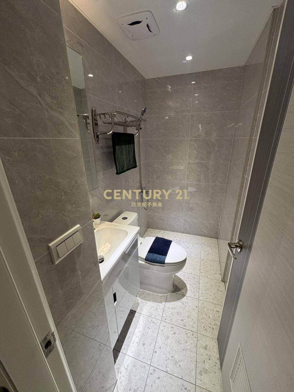 麗山學區門前停車一樓