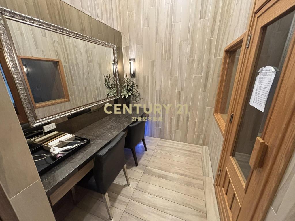 世紀長虹3房雙車景觀視野戶