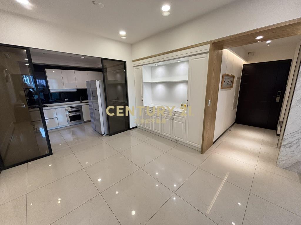 世紀長虹3房雙車景觀視野戶