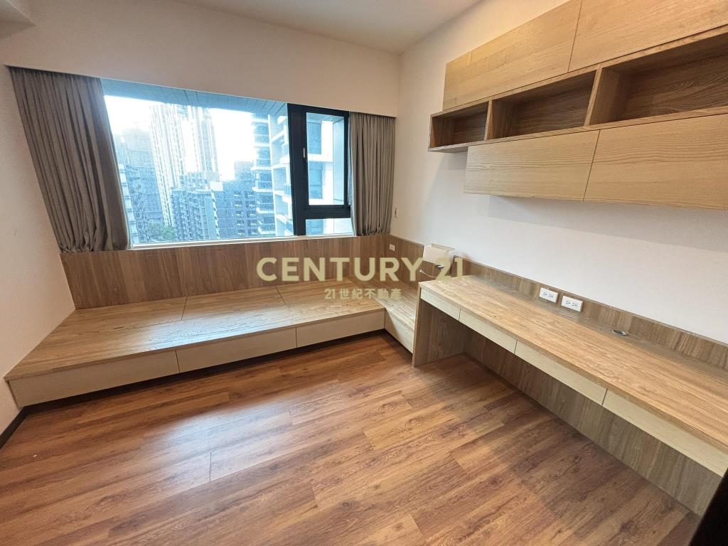 世紀長虹3房雙車景觀視野戶