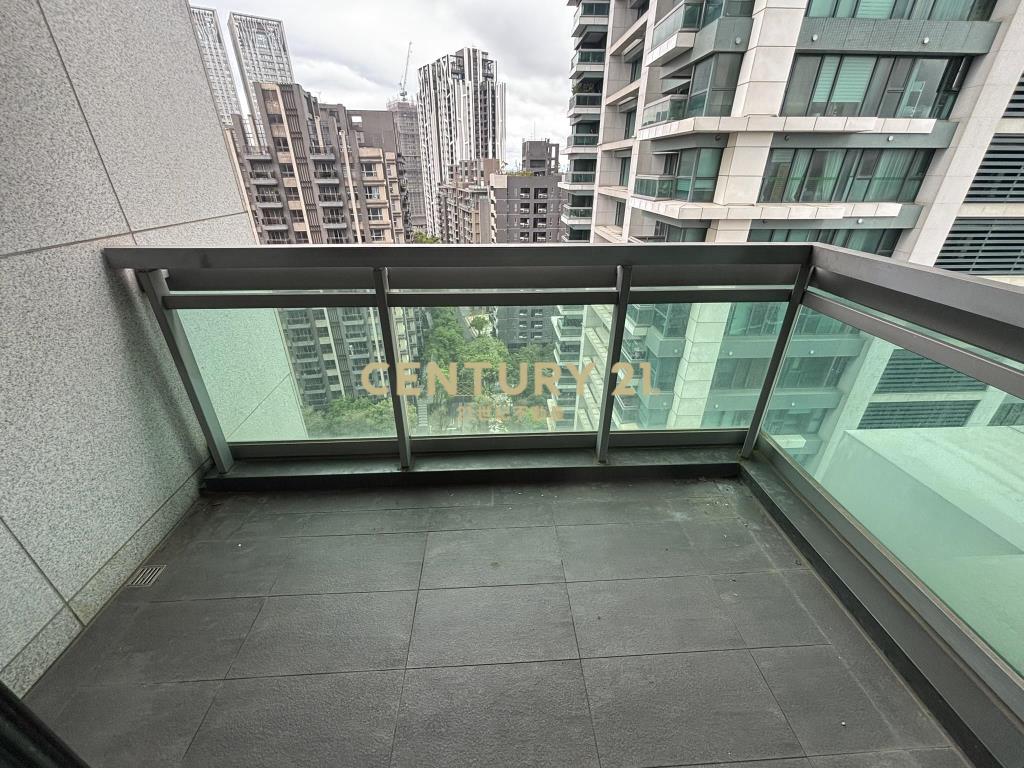 世紀長虹3房雙車景觀視野戶