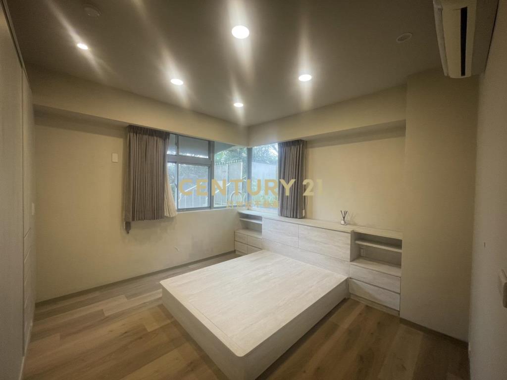 合家歡綠意滿窗一樓