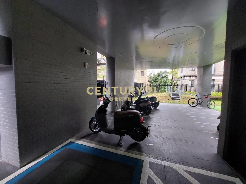 葫洲麗湖嵐天三面採光精緻溫馨二房