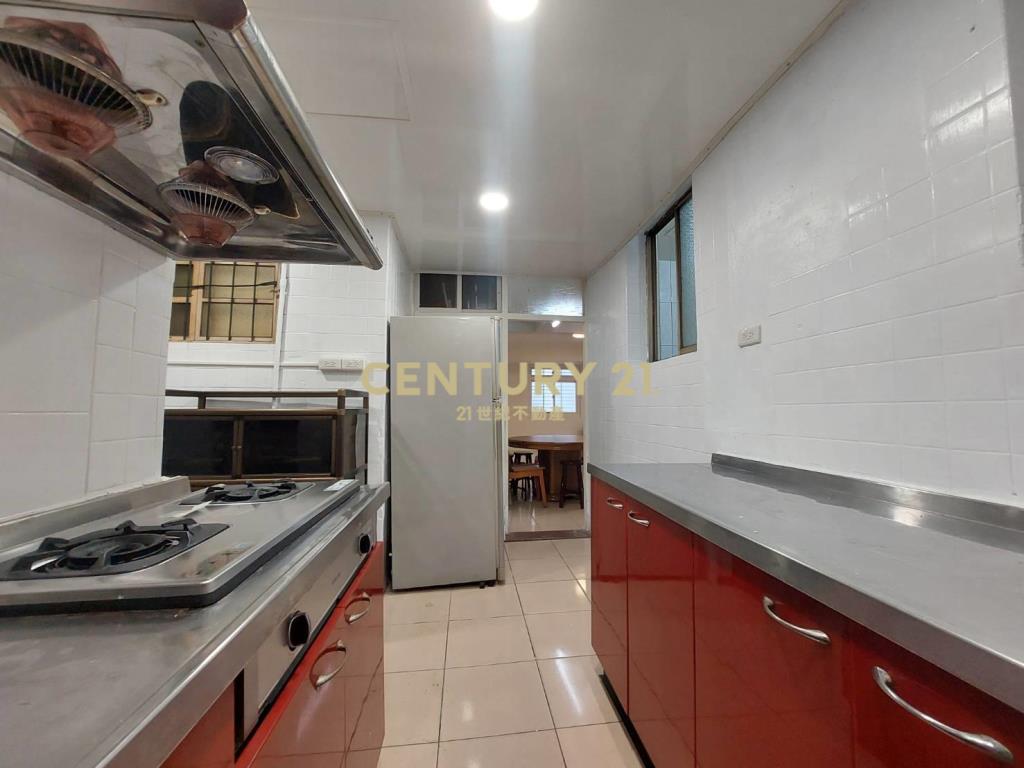 潭美新明公寓一樓門口好停車二房